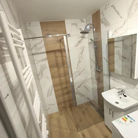 Lawendowy アパート ピエツキ